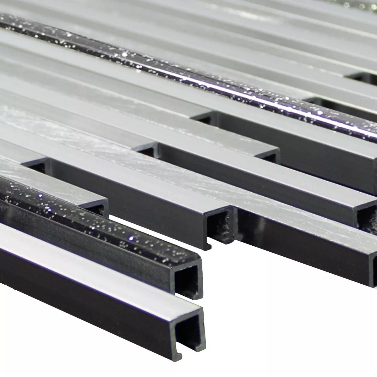 Alumínium Fém Mozaik Csempe Bilbao Stripes Fekete Alumínium Fém Mozaik Csempe Bilbao Stripes Fekete